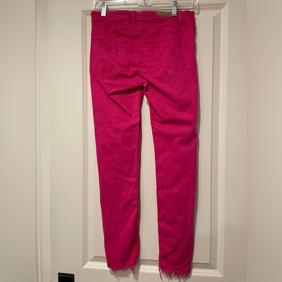 Zara pink cropped jeans with rough hem, size 4, great condition, worn twice - Picture 2 of 2